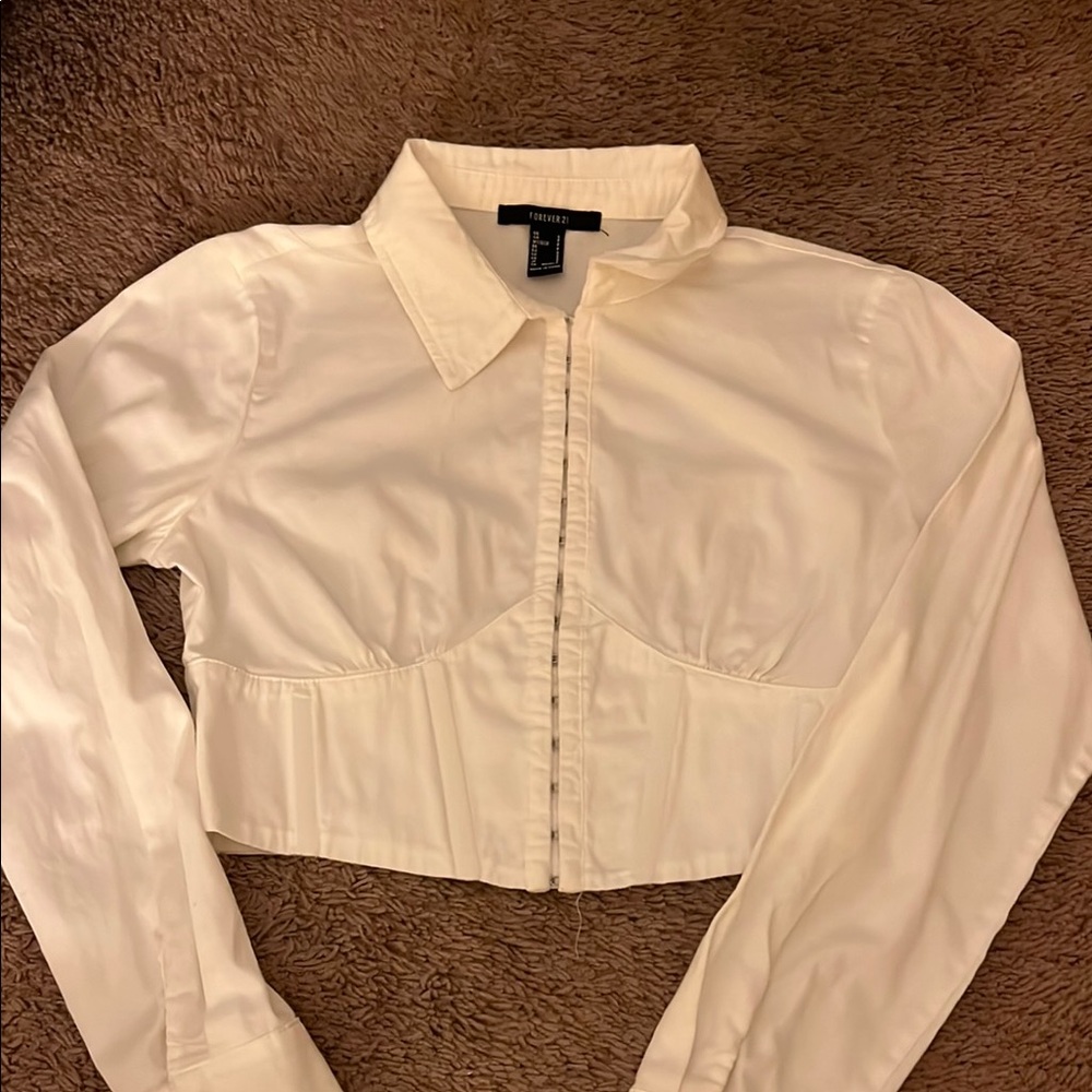 Forever 21 Cream Fitted Crop Blouse with Dress Shirt Collar